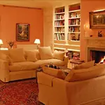 Bed & Breakfast Warwick Hall 4*