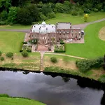 Warwick Hall Bed & Breakfast 4*