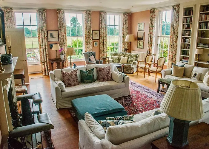 Warwick Hall Bed and breakfast 4*