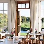 Bed and breakfast Warwick Hall 4*