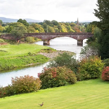 Warwick Hall 3* Carlisle (Cumbria)
