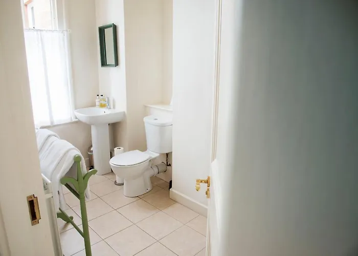 Warwick Hall Oda ve Kahvaltı 4*