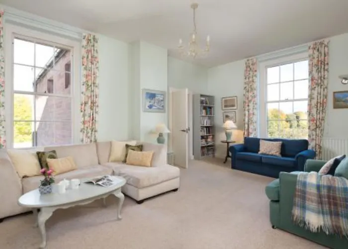 Warwick Hall كارلايل