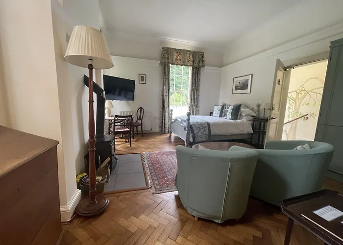 Warwick Hall فندق مبيت وإفطار 4*